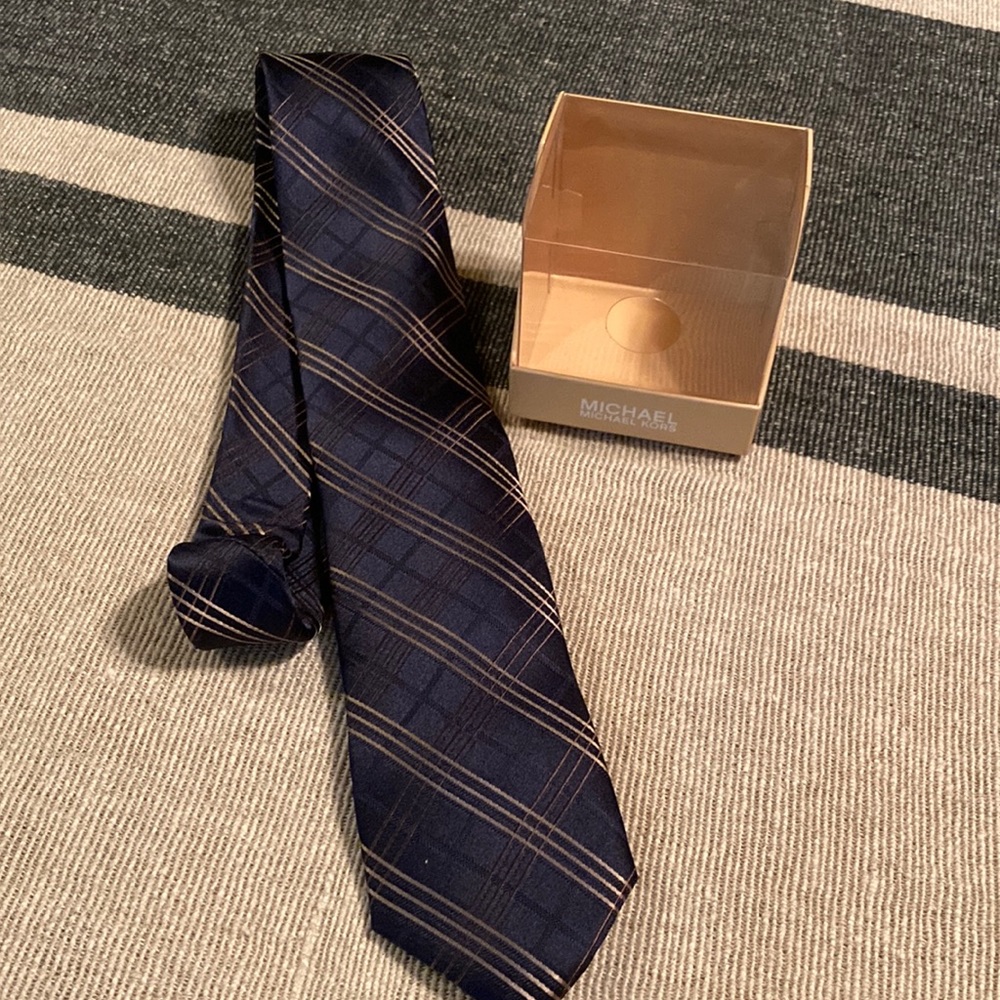 Michael Kors mens tie